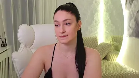 moniqque — Stripchat stream photo (May 2026)