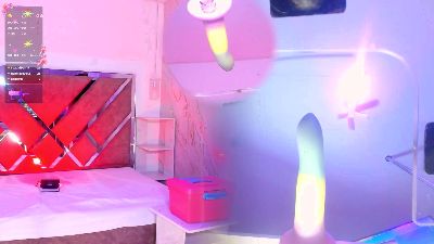 MhiaRey — Cam4 stream photo (Aug 2026)