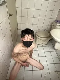dong_ — modelo de webcam en línea en stripchat
