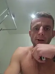 Mikemilflover — Stripchat stream photo (Sep 2026)