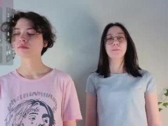 tenishal0ve — modelo de webcam en línea en chaturbate