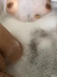Kiara-_ — Stripchat stream photo (Apr 2025)