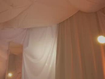 sunny_maria — modelo de webcam en línea en chaturbate