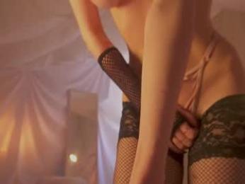 sunny_maria — modelo de webcam en línea en chaturbate