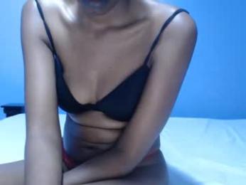 ladyqeeen — Chaturbate stream photo (Apr 2025)