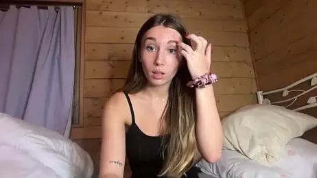 perrine_offf — modelo de webcam en línea en stripchat
