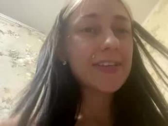 viktoria9898 — modelo de webcam en línea en chaturbate