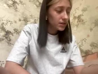 viktoria9898 — Chaturbate stream photo (Apr 2026)