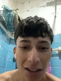 glopetitooo — Stripchat stream photo (Jun 2026)