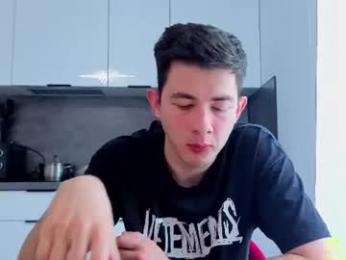 jonhy_merlin — modelo de webcam en línea en chaturbate