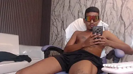 arthur_s69 — Stripchat stream photo (Aug 2026)