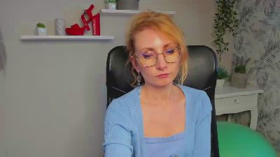 CinderellaMoon — Cam4 stream photo (Mar 2026)