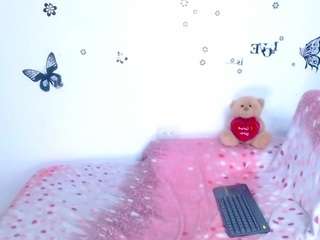 karen-sofia-19 — Camsoda stream photo (Aug 2026)