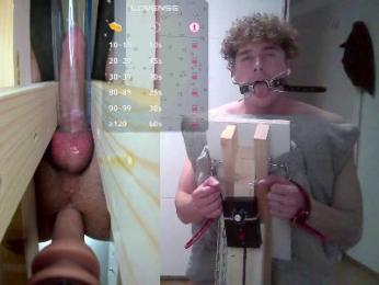 PlugboyT — modelo de webcam en línea en cam4