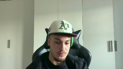Hank_04 — modelo de webcam en línea en cam4