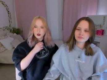 lisaluve — modelo de webcam en línea en chaturbate