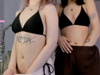 lisaluve — Chaturbate stream photo (Apr 2026)