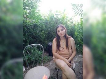 Buns2026 — modelo de webcam en línea en bongacams