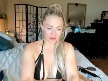 alwaysaffirming — modelo de webcam en línea en chaturbate