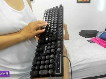 crislexus01 — Bongacams stream photo (Feb 2023)