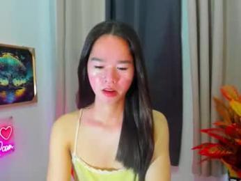yourtinybunny — modelo de webcam en línea en chaturbate