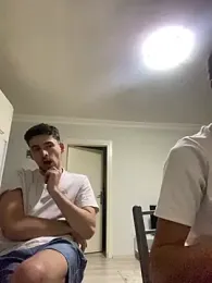 youmeloveyou — Stripchat stream photo (May 2026)