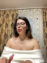 NadiraNoor — stripchat
