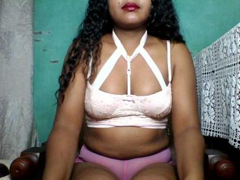 justine33 — Bongacams stream photo (Oct 2025)