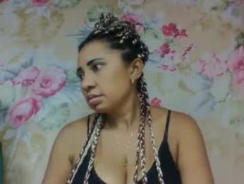 leatiana — modelo de webcam en línea en chaturbate