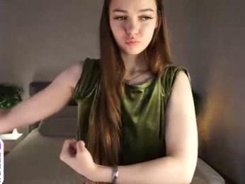 auroralowen — modelo de webcam en línea en chaturbate