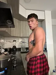 Logan_smith1 — Stripchat stream photo (Apr 2026)