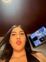 Sofia_Collins- — Stripchat stream photo (Apr 2026)