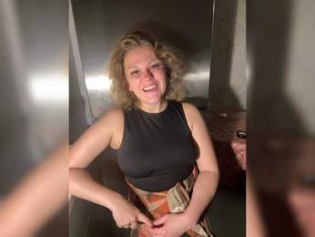 Svetlana666 — modelo de webcam en línea en bongacams