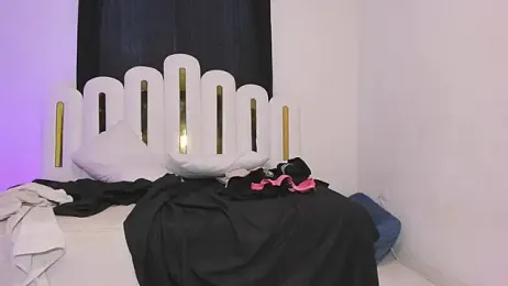 love_dollss — Stripchat stream photo (Jun 2025)