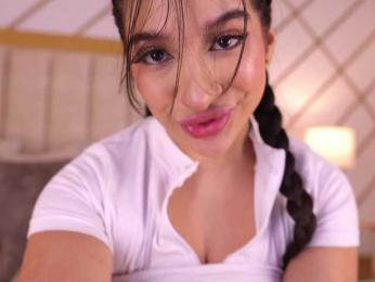 lyrabellini — Bongacams stream photo (Aug 2026)