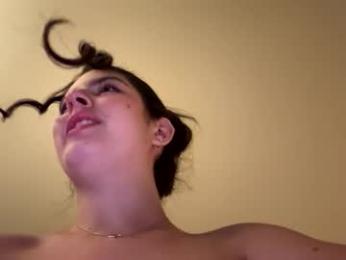 frenchava — Chaturbate stream photo (Apr 2026)