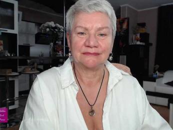 roxana-brooks — Bongacams stream photo (Feb 2026)