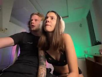 treezyny — modelo de webcam en línea en chaturbate