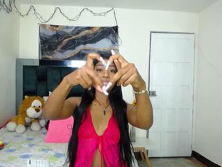Candela Fox — Flirt4free stream photo (May 2026)