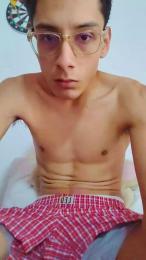 ricky9624 — Cam4 stream photo (Apr 2026)