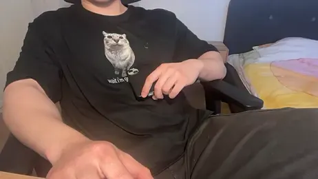 jungcock3210 — modelo de webcam en línea en stripchat