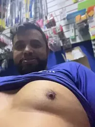 Sheik_z_o — modelo de webcam en línea en stripchat