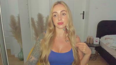 Coralie_Classy — Cam4 stream photo (Jun 2025)