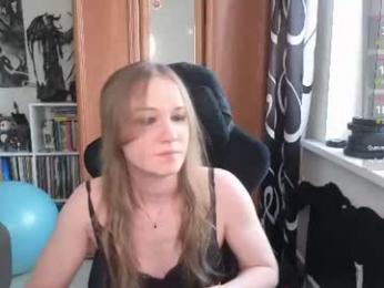 stella_and_carol — Chaturbate stream photo (Aug 2026)