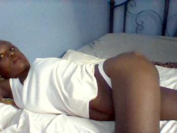 Curvypetite — Bongacams stream photo (May 2026)