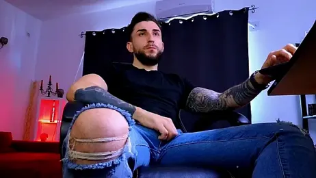 MightyAaron66 — stripchat