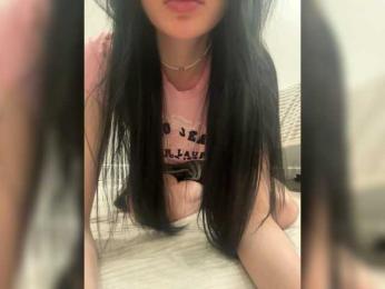 pinklildoll — Bongacams stream photo (Apr 2026)