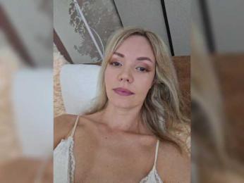 Red_Rose_98 — Bongacams stream photo (Jun 2026)