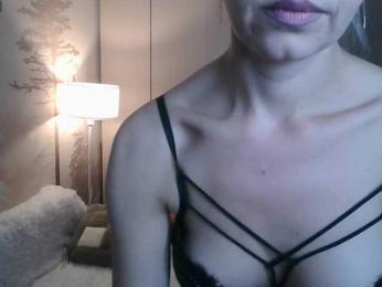 Red_Rose_98 — Bongacams stream photo (Jun 2026)