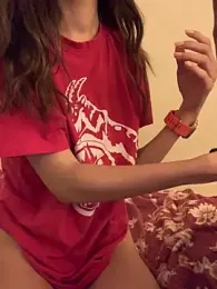 Labelleamira — modelo de webcam en línea en stripchat